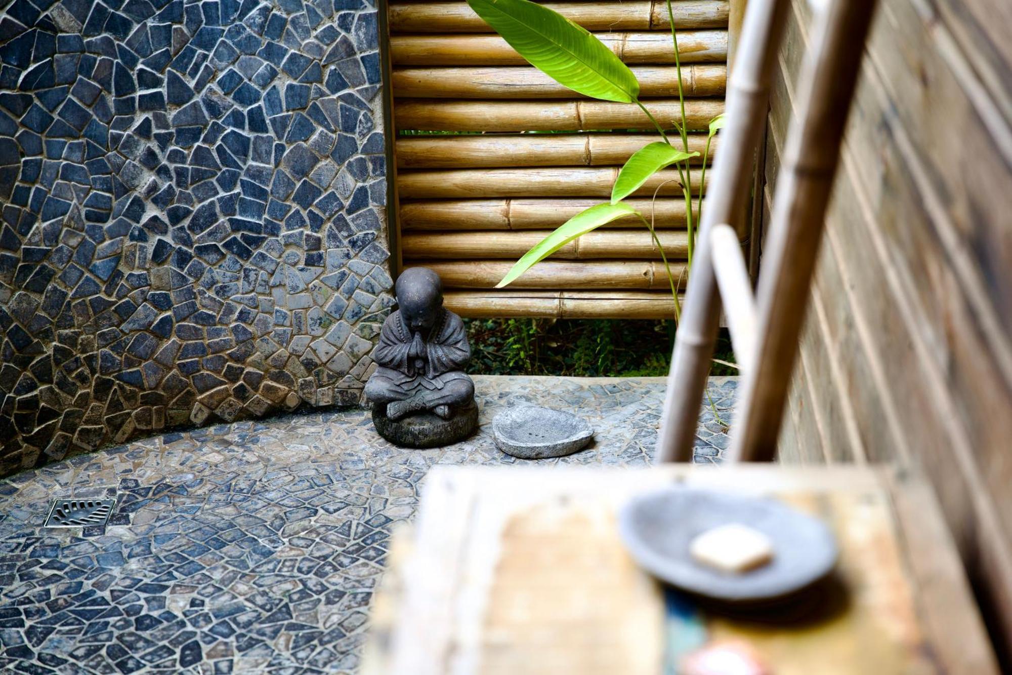 The Bluebamboo Hotel เลอ มูเล่ ภายนอก รูปภาพ